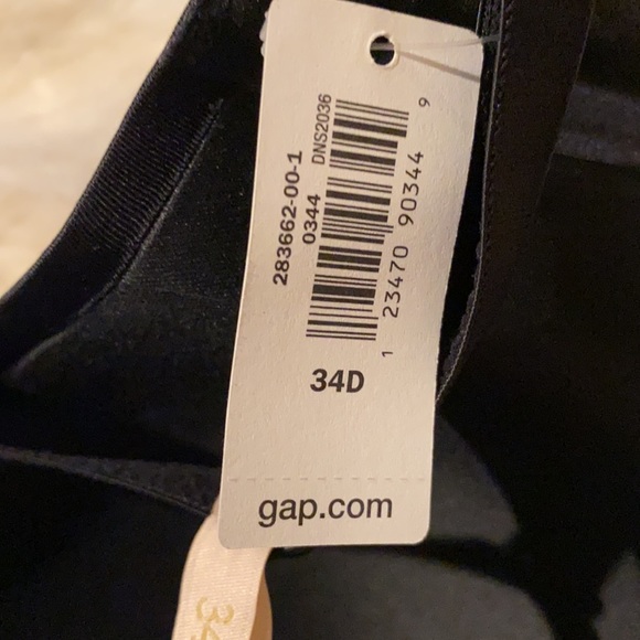 Everyday Smooth Multiway Bra by the Gap - Picture 8 of 8